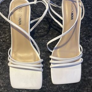Fashion Nova string up heels